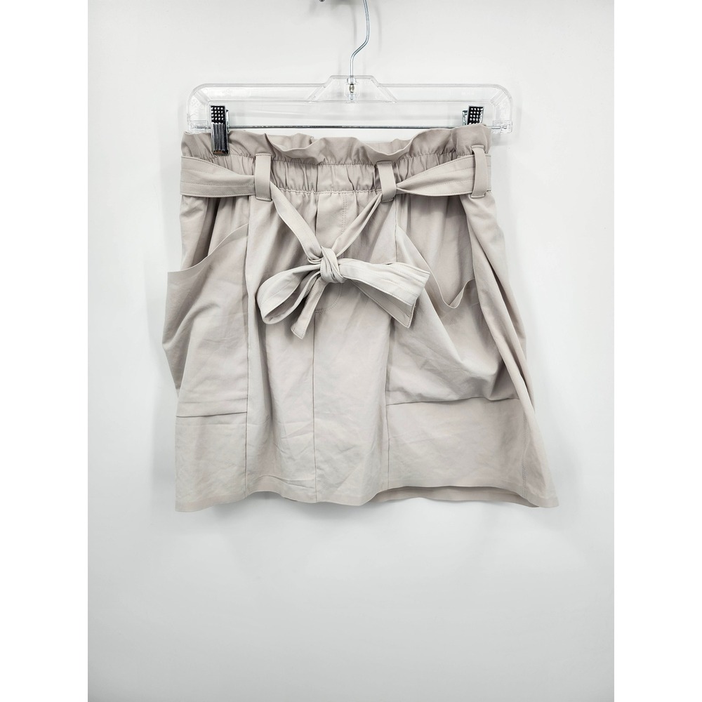 Athleta Skirt Women 10 Tan Paperbag Waist Tie Utility Pockets Travel Skort